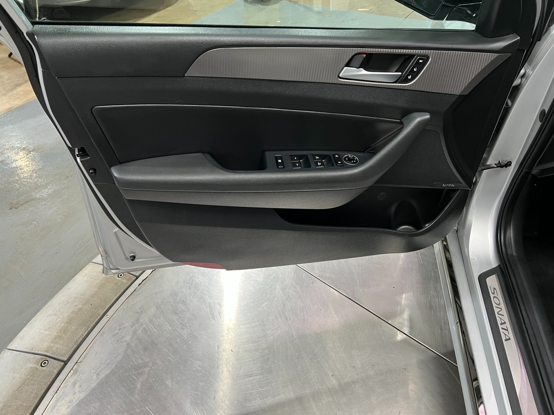Used-2019-Hyundai-SONATA-Limited-20T-FWD