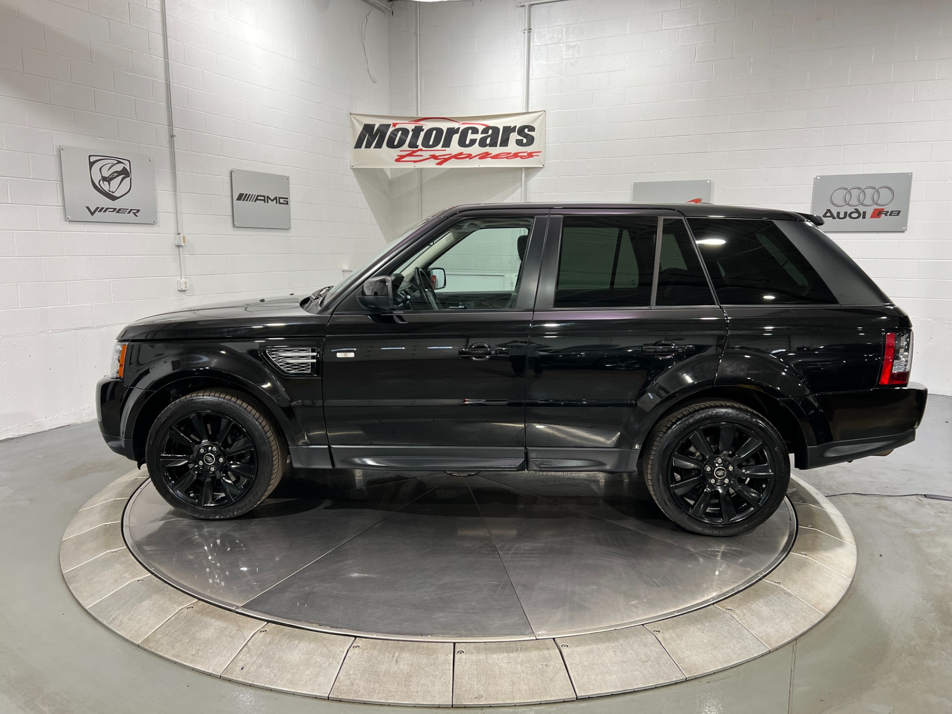 Used-2013-Land-Rover-Range-Rover-Sport-HSE-LUX-4X4