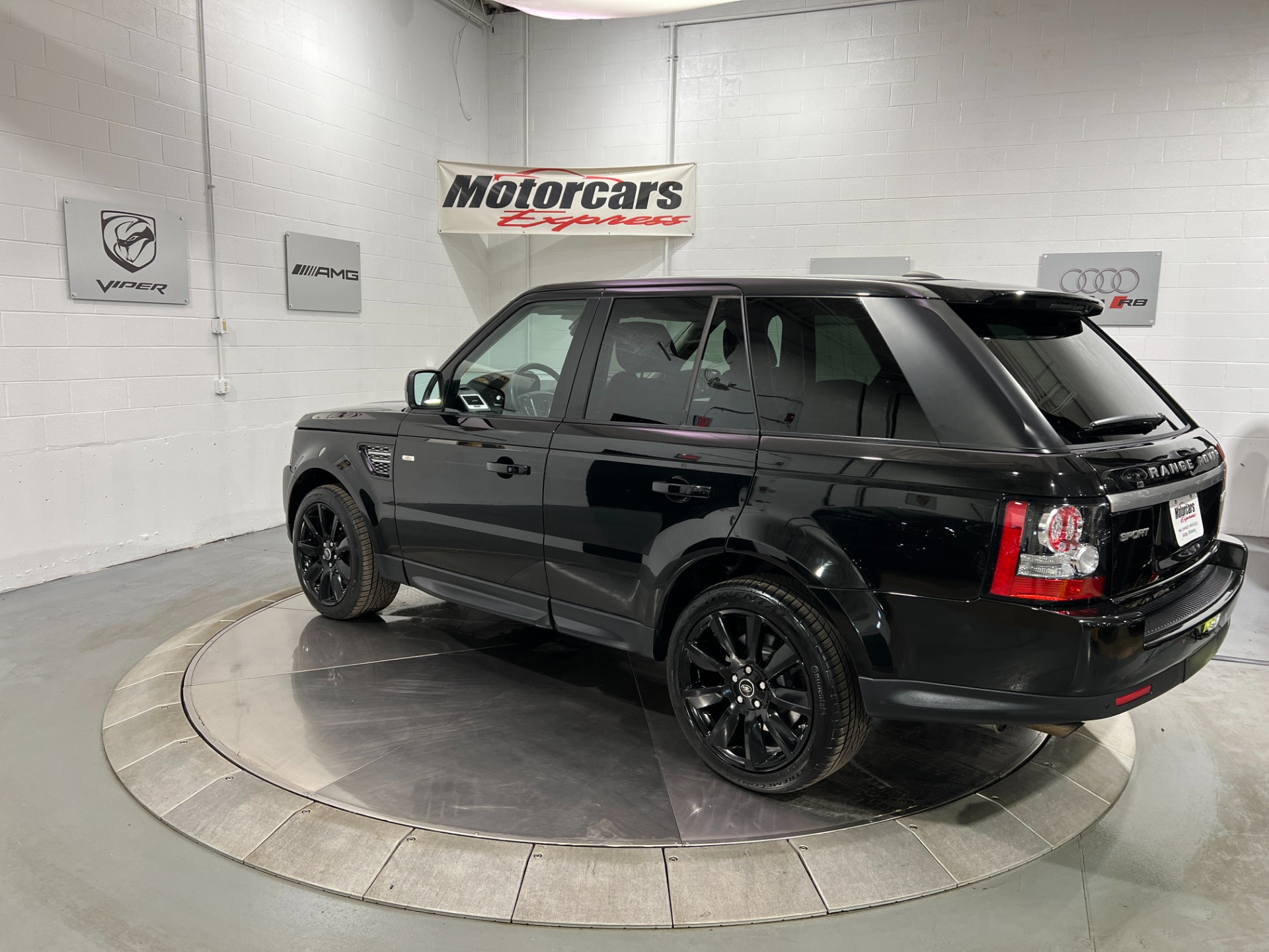 Used-2013-Land-Rover-Range-Rover-Sport-HSE-LUX-4X4