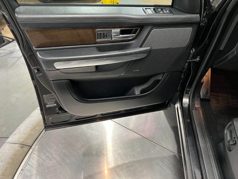 Used-2013-Land-Rover-Range-Rover-Sport-HSE-LUX-4X4