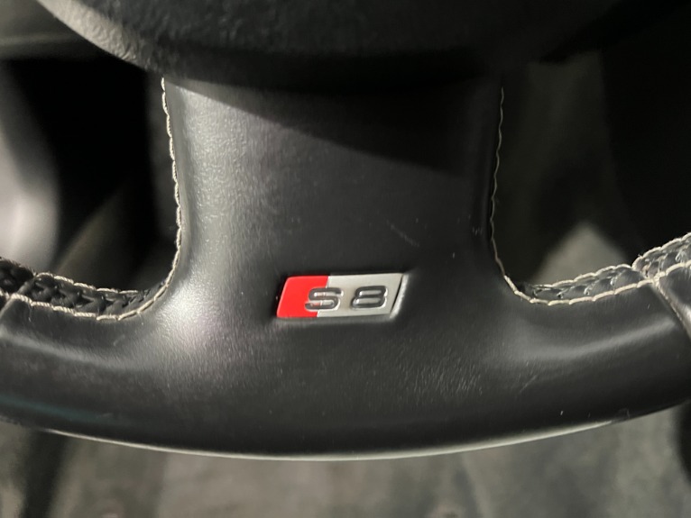 Used-2007-Audi-S8-quattro-52L-V10