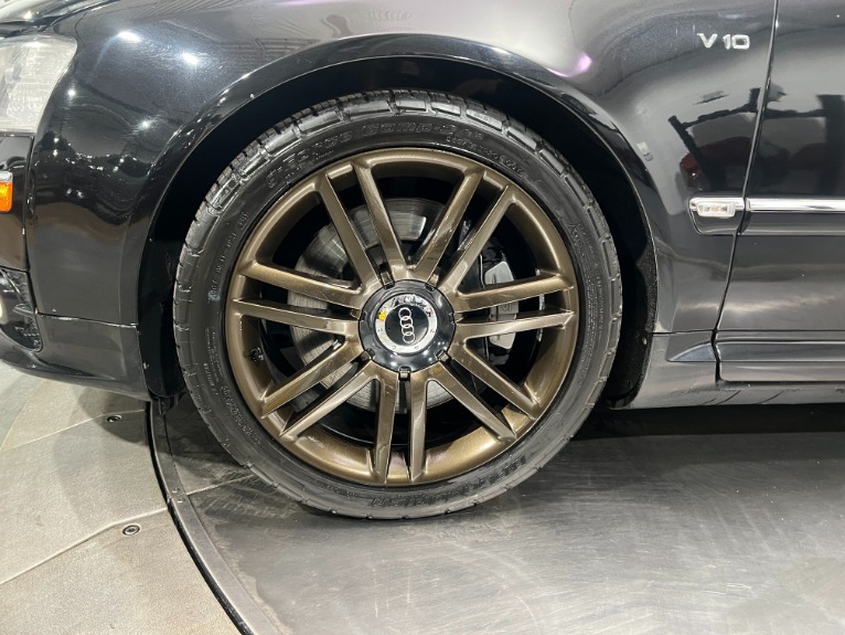 Used-2007-Audi-S8-quattro-52L-V10