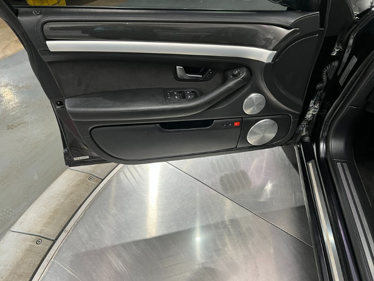 Used-2007-Audi-S8-quattro-52L-V10