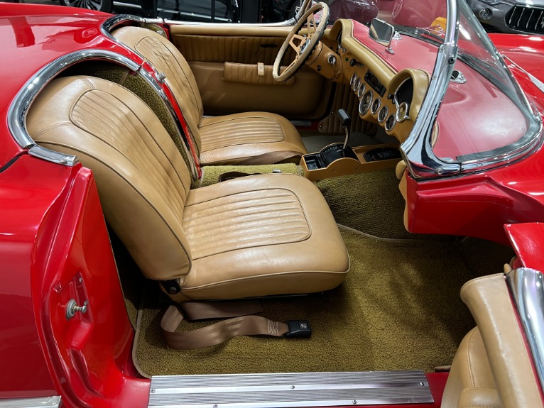 Used-1953-Chevrolet-Corvette-Replica