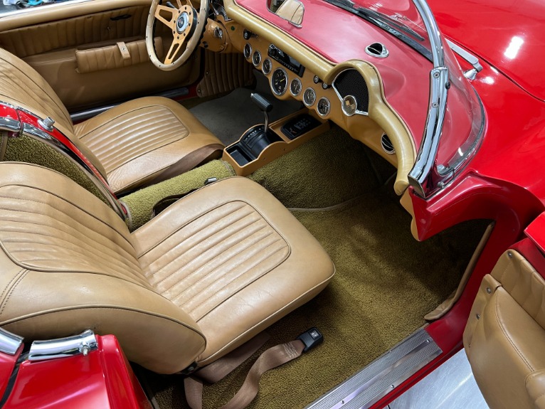 Used-1953-Chevrolet-Corvette-Replica