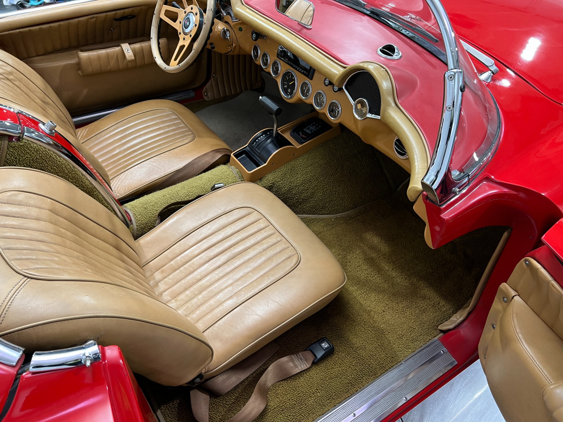 Used-1953-Chevrolet-Corvette-Replica