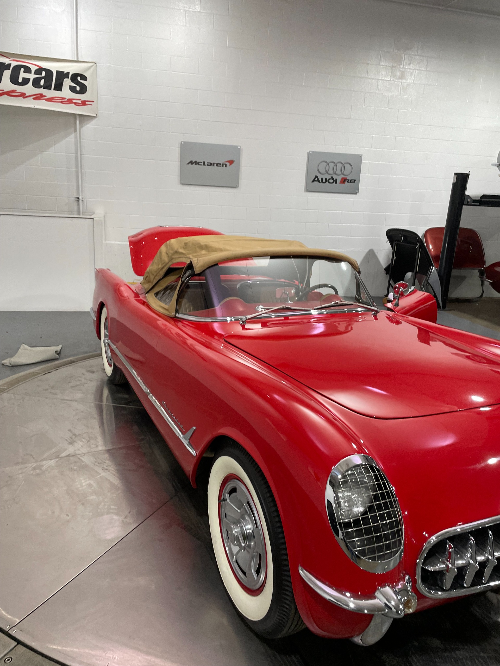 Used-1953-Chevrolet-Corvette-Replica
