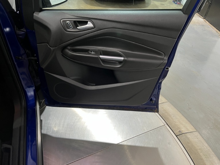 Used-2014-Ford-Escape-SE-FWD