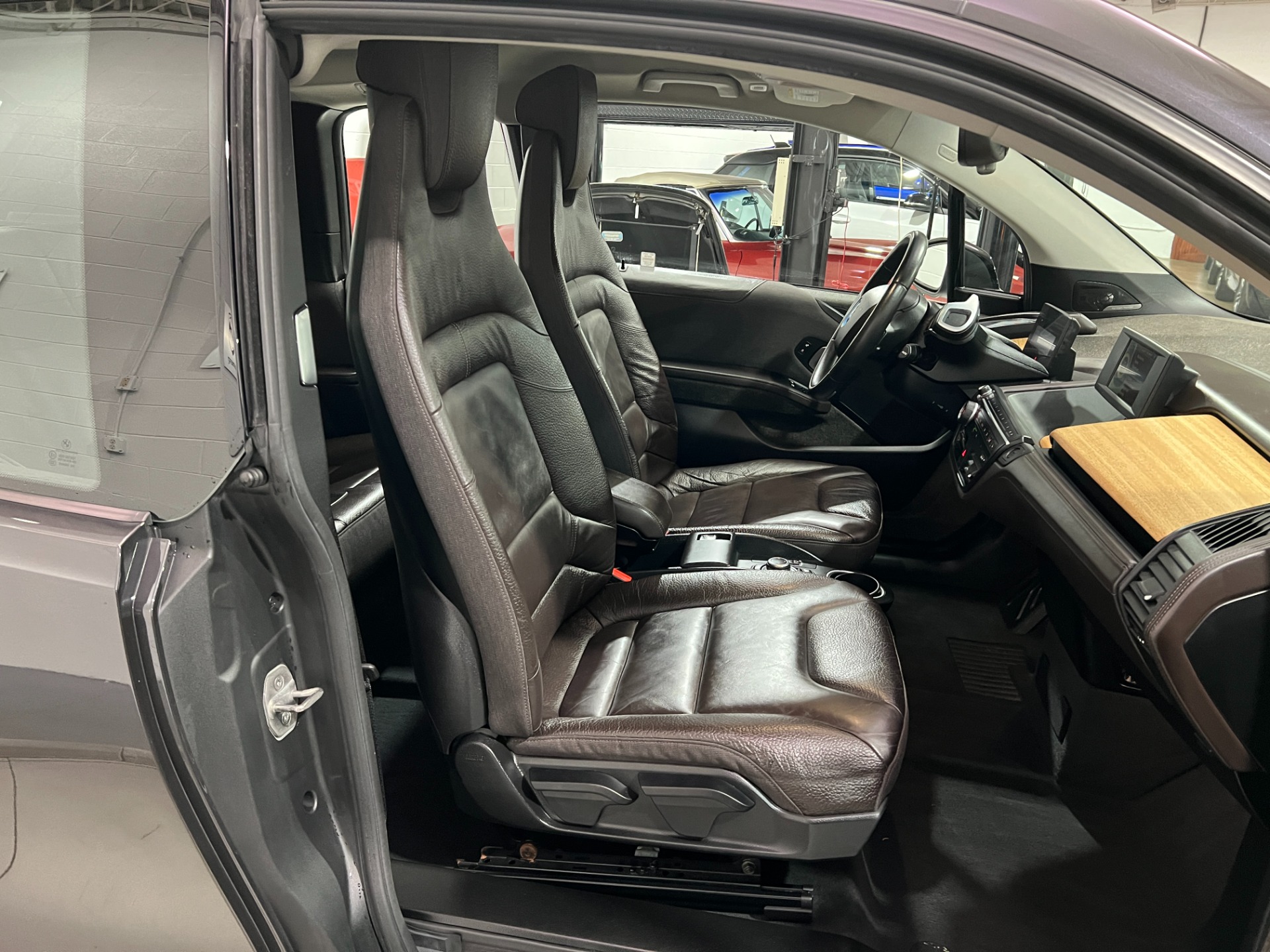Used-2015-BMW-i3-Tera-World-W/-Range-Extender-RWD