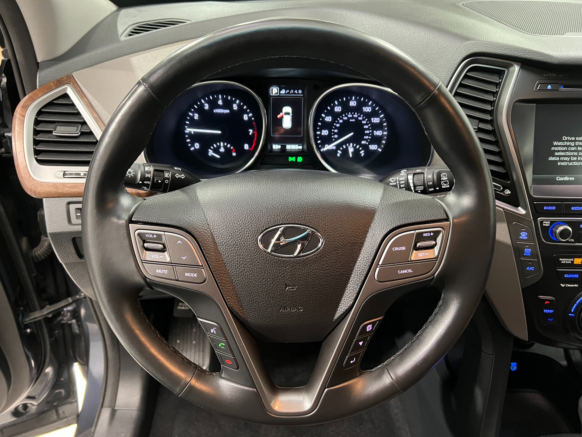 Used-2018-Hyundai-SANTA-FE-Limited-Ultimate-AWD