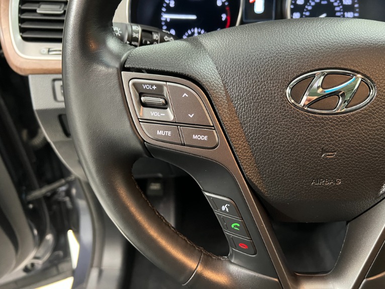 Used-2018-Hyundai-SANTA-FE-Limited-Ultimate-AWD
