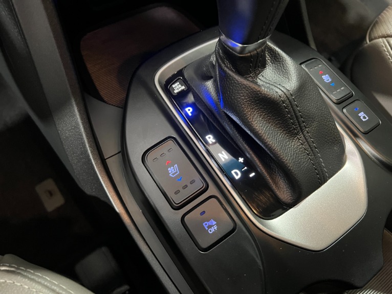 Used-2018-Hyundai-SANTA-FE-Limited-Ultimate-AWD