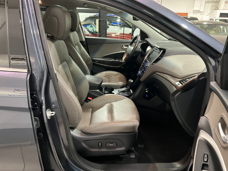 Used-2018-Hyundai-SANTA-FE-Limited-Ultimate-AWD