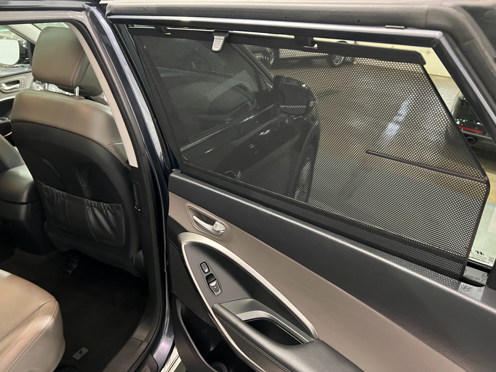 Used-2018-Hyundai-SANTA-FE-Limited-Ultimate-AWD