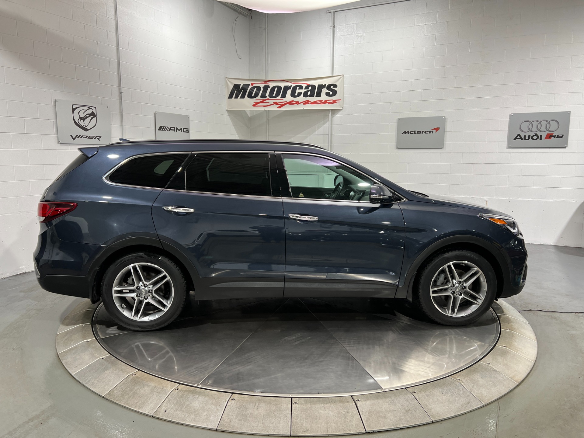 Used-2018-Hyundai-SANTA-FE-Limited-Ultimate-AWD