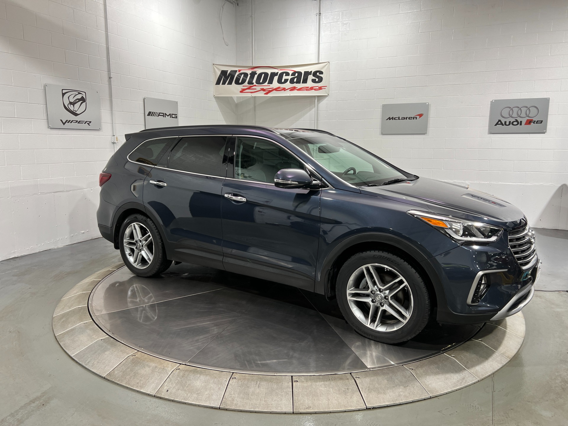 Used-2018-Hyundai-SANTA-FE-Limited-Ultimate-AWD
