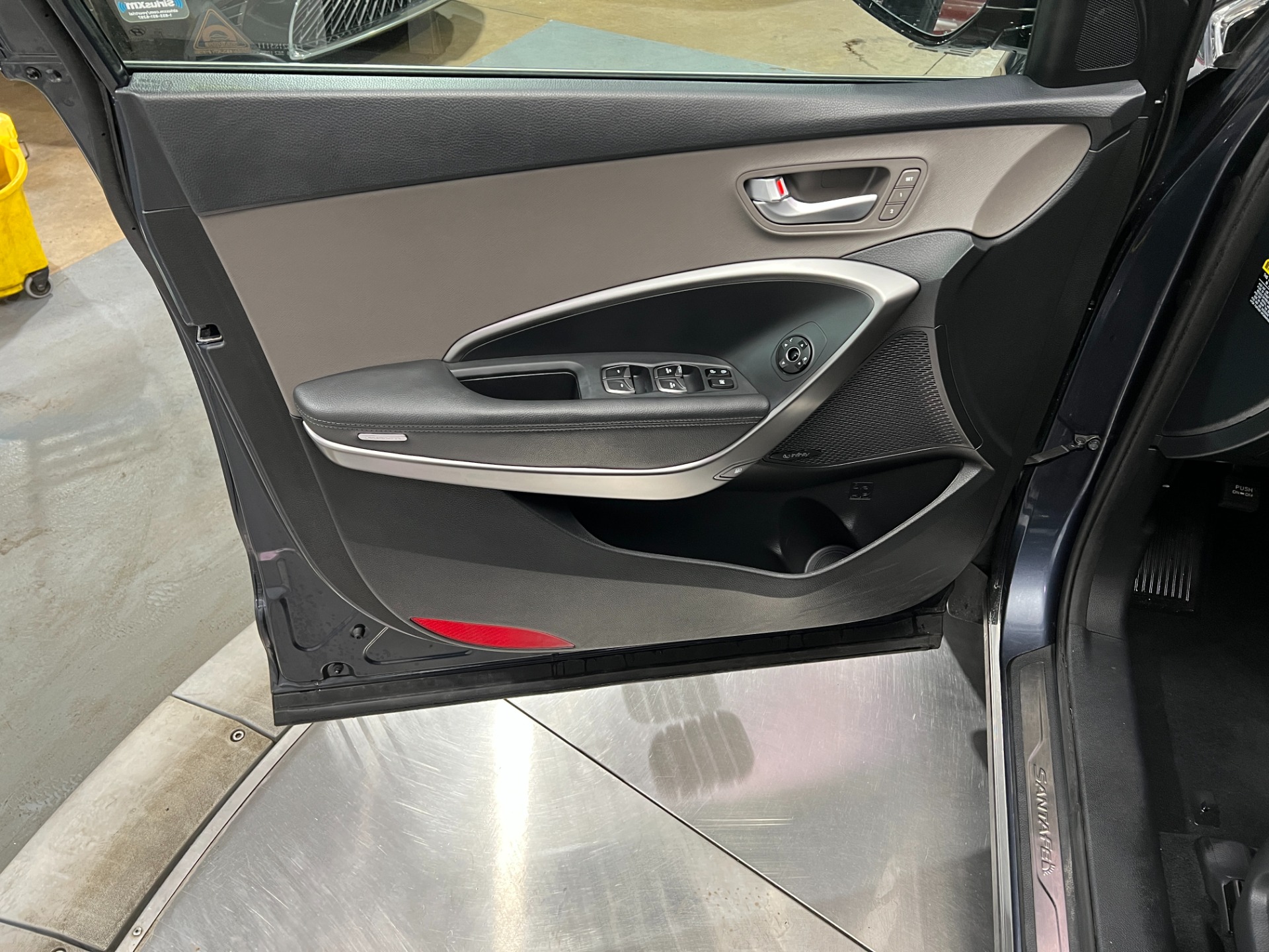 Used-2018-Hyundai-SANTA-FE-Limited-Ultimate-AWD