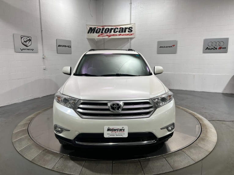 Used-2011-Toyota-Highlander-AWD