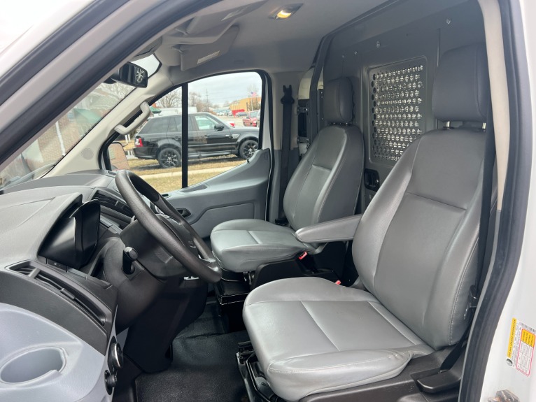 Used-2017-Ford-Transit-150-RWD-Full-Size
