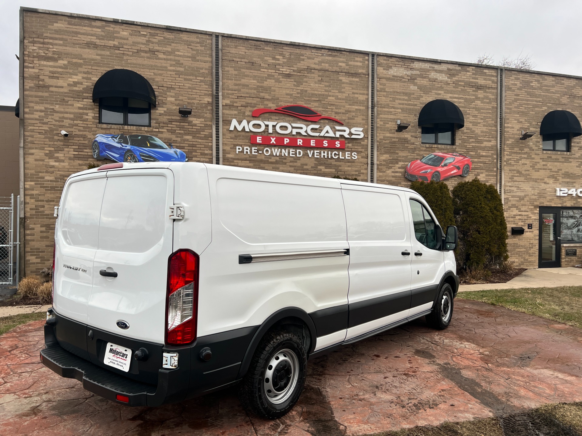 Used-2017-Ford-Transit-150-RWD-Full-Size