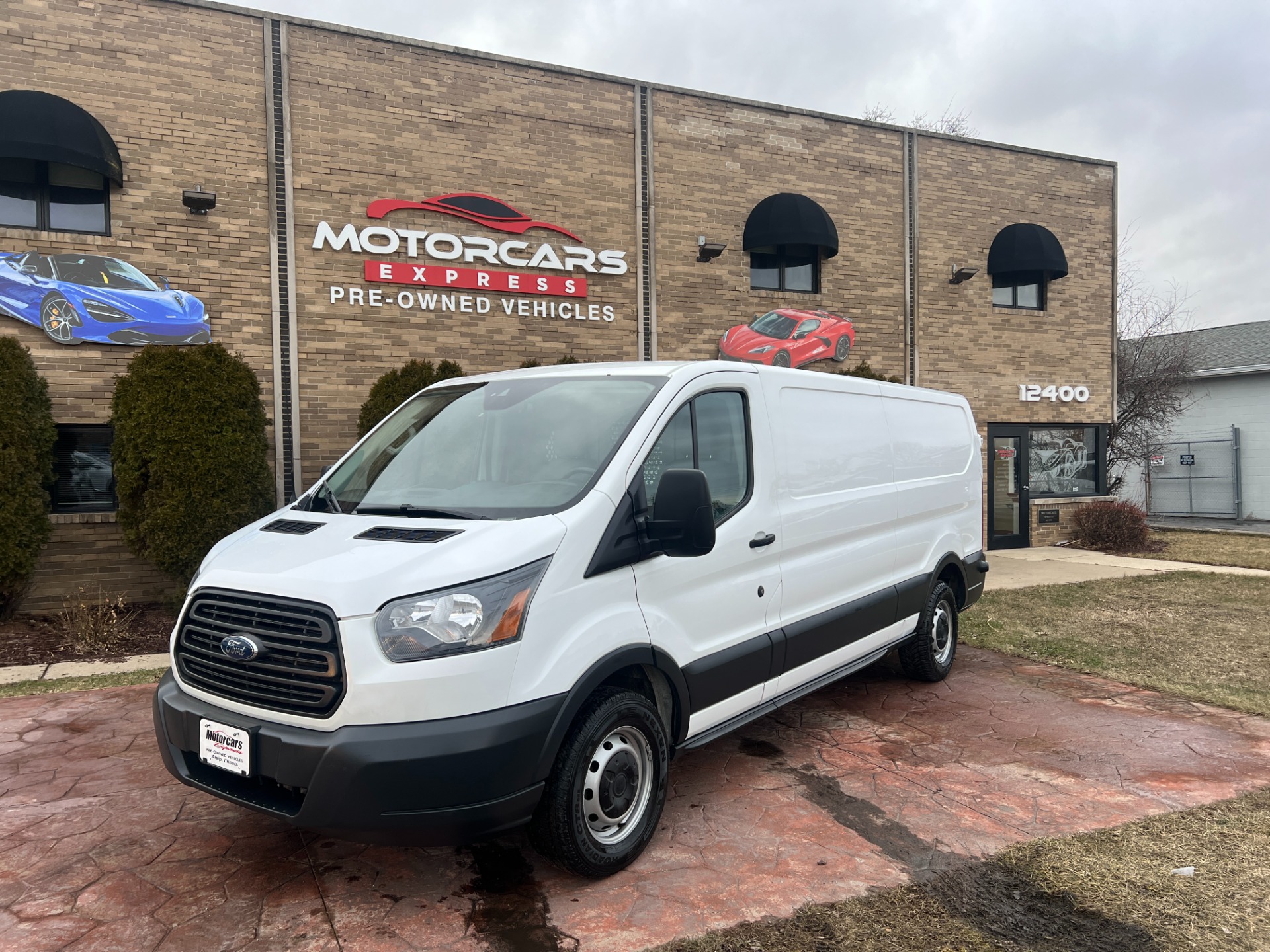 Used-2017-Ford-Transit-150-RWD-Full-Size