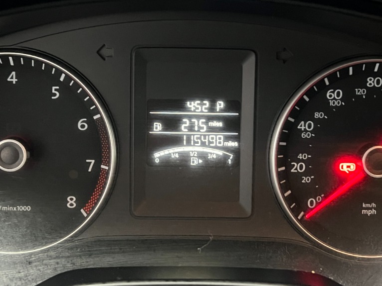 Used-2014-Volkswagen-Jetta-SE-FWD