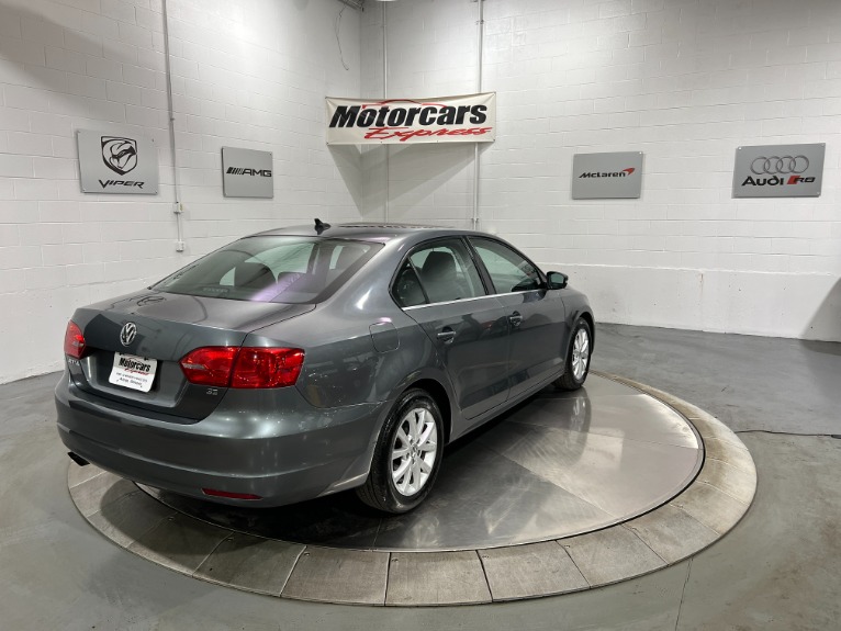 Used-2014-Volkswagen-Jetta-SE-FWD