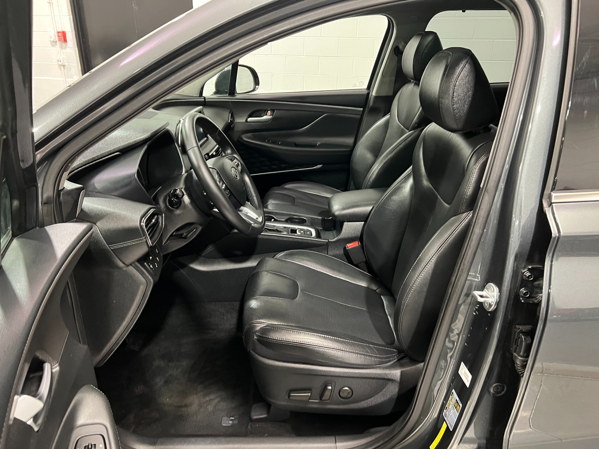Used-2020-Hyundai-SANTA-FE-SEL-20T-FWD