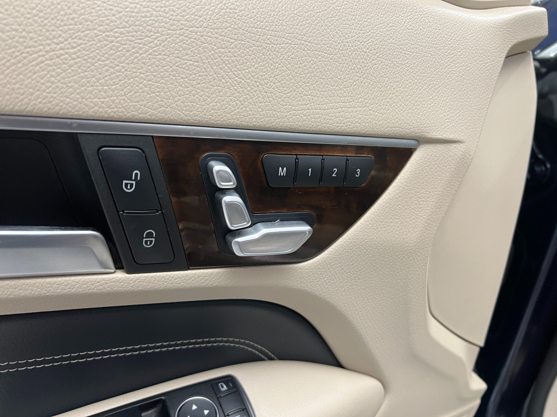 Used-2014-Mercedes-Benz-E-Class-E-350-Convertible-RWD