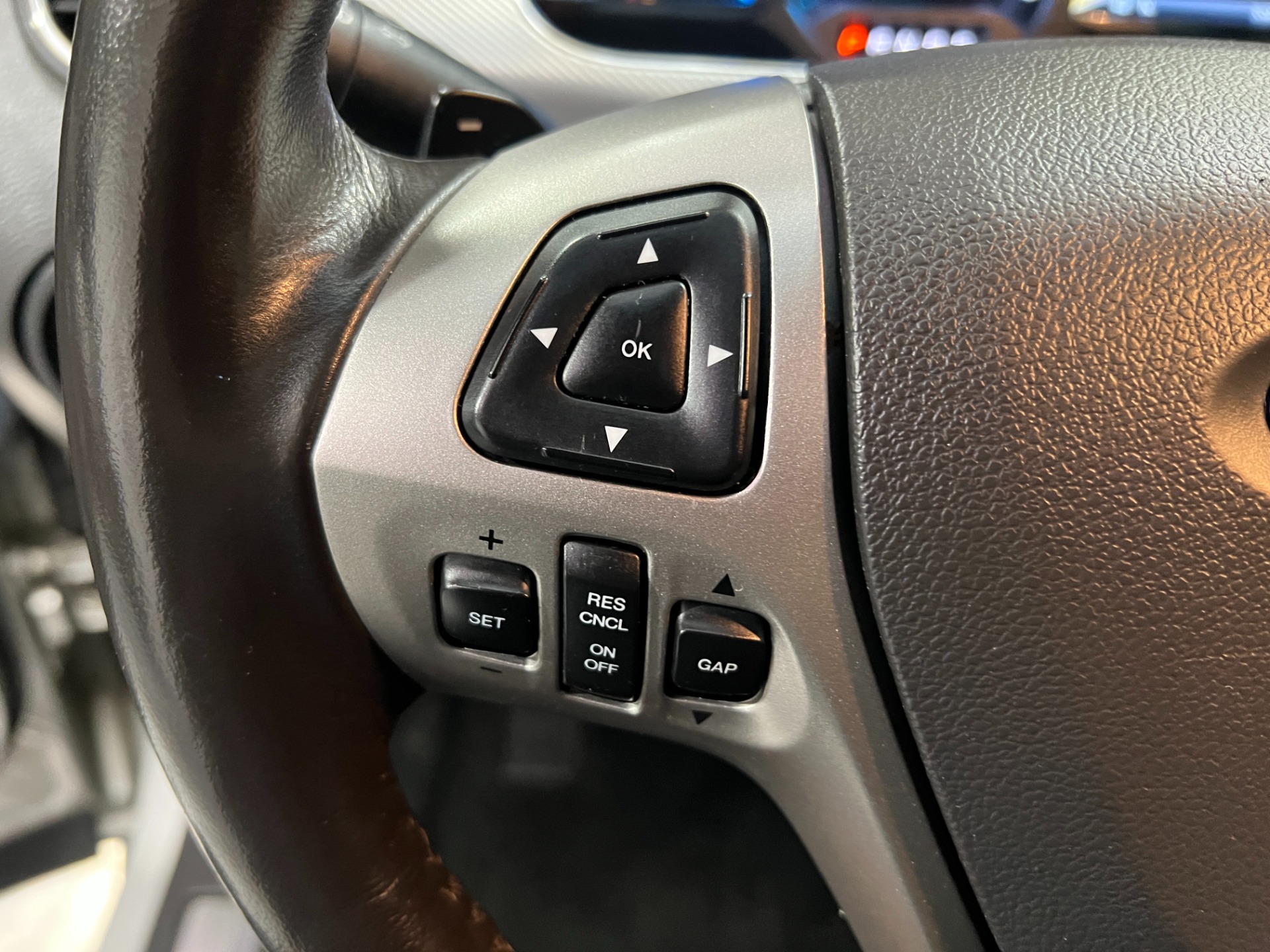 Used-2016-Ford-Taurus-SHO-AWD