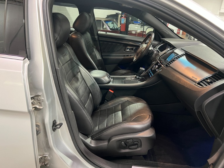 Used-2016-Ford-Taurus-SHO-AWD
