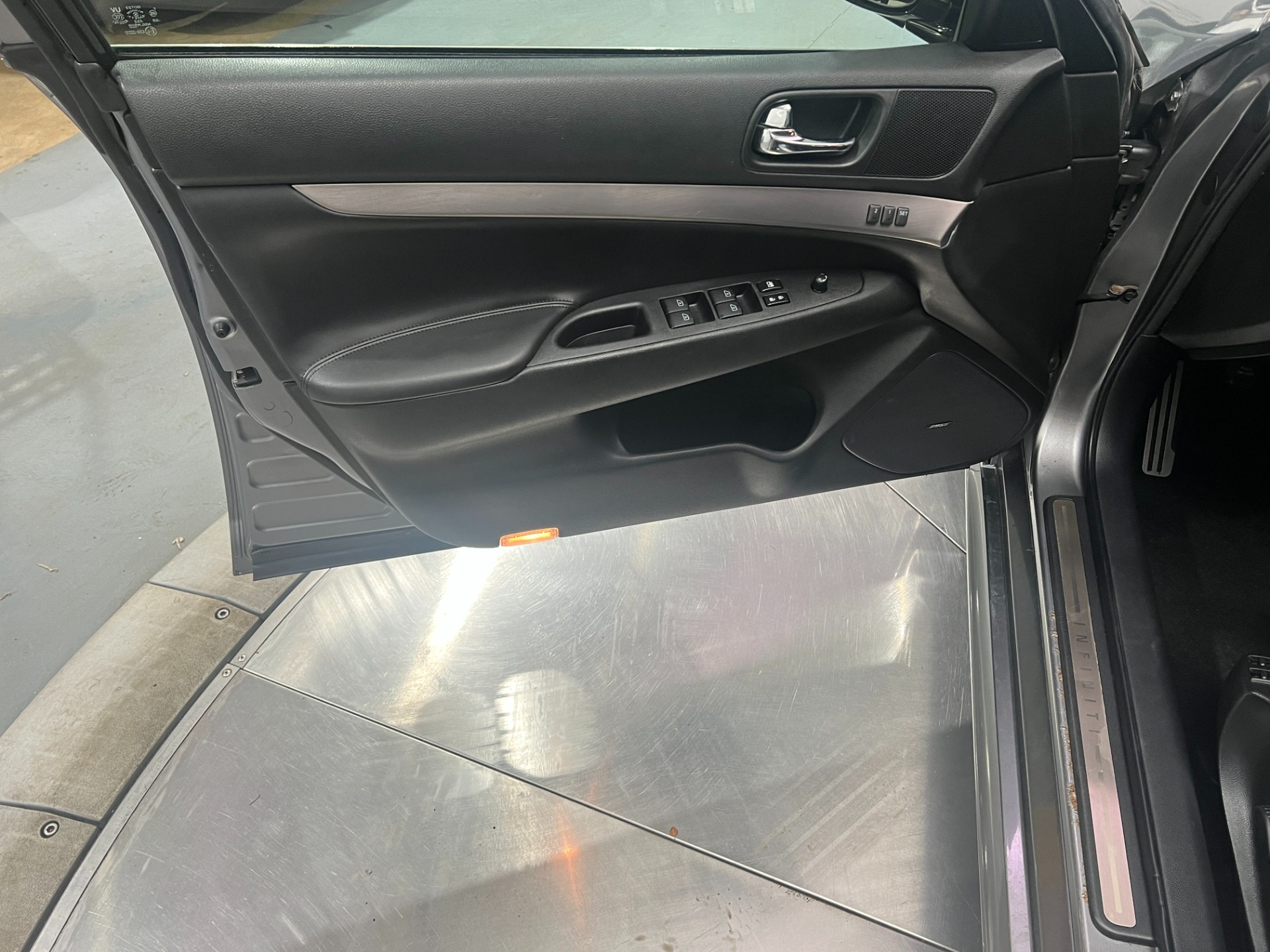 Used-2011-INFINITI-G37-Sedan-x-Sport-Appearance-Edition-AWD