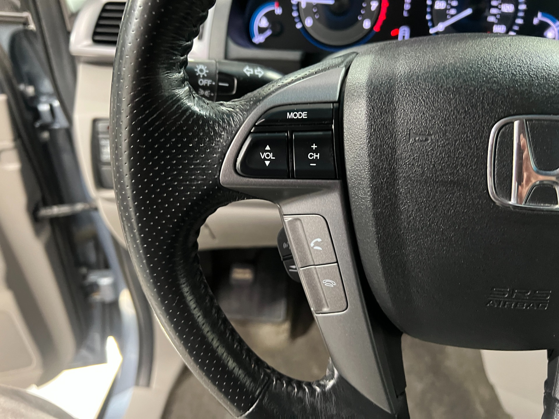 Used-2011-Honda-Odyssey-EX-L-w/DVD-FWD