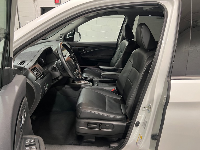 Used-2020-Honda-Pilot-Touring---8-Passenger-AWD