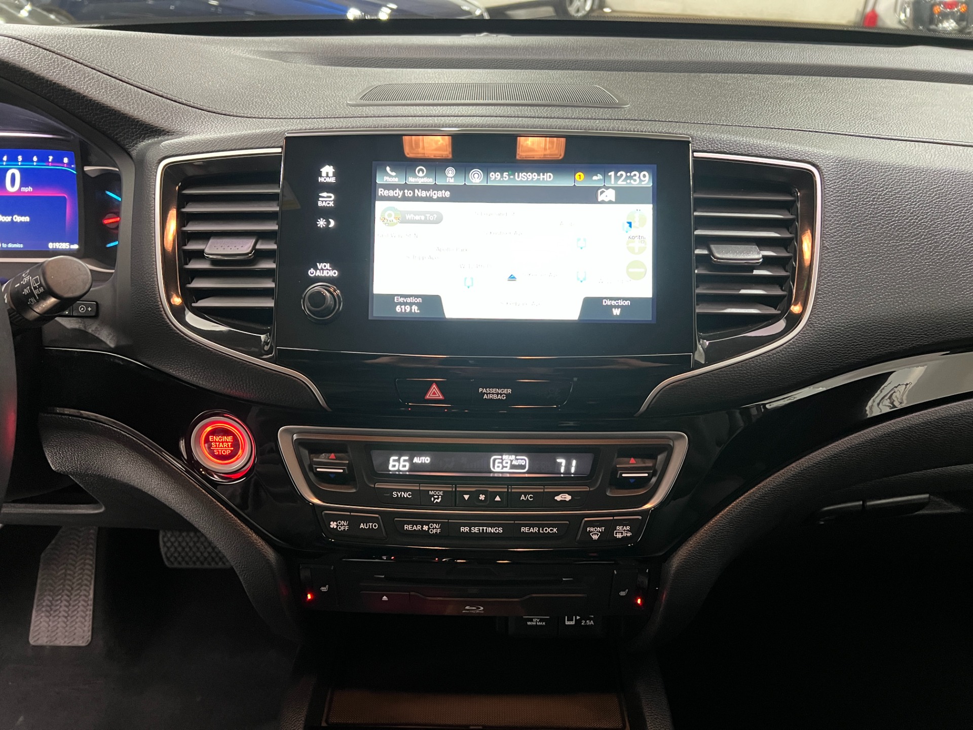 Used-2020-Honda-Pilot-Touring---8-Passenger-AWD