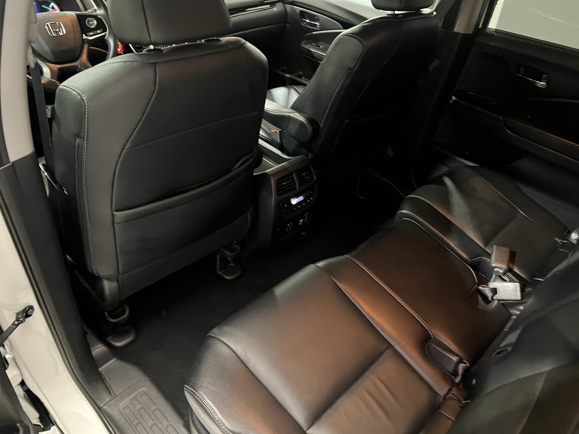 Used-2020-Honda-Pilot-Touring---8-Passenger-AWD