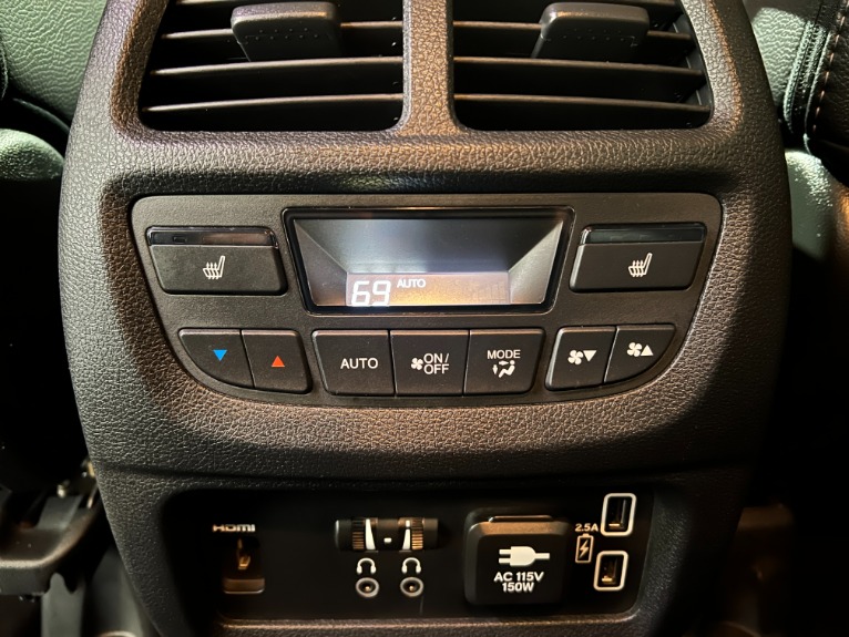 Used-2020-Honda-Pilot-Touring---8-Passenger-AWD