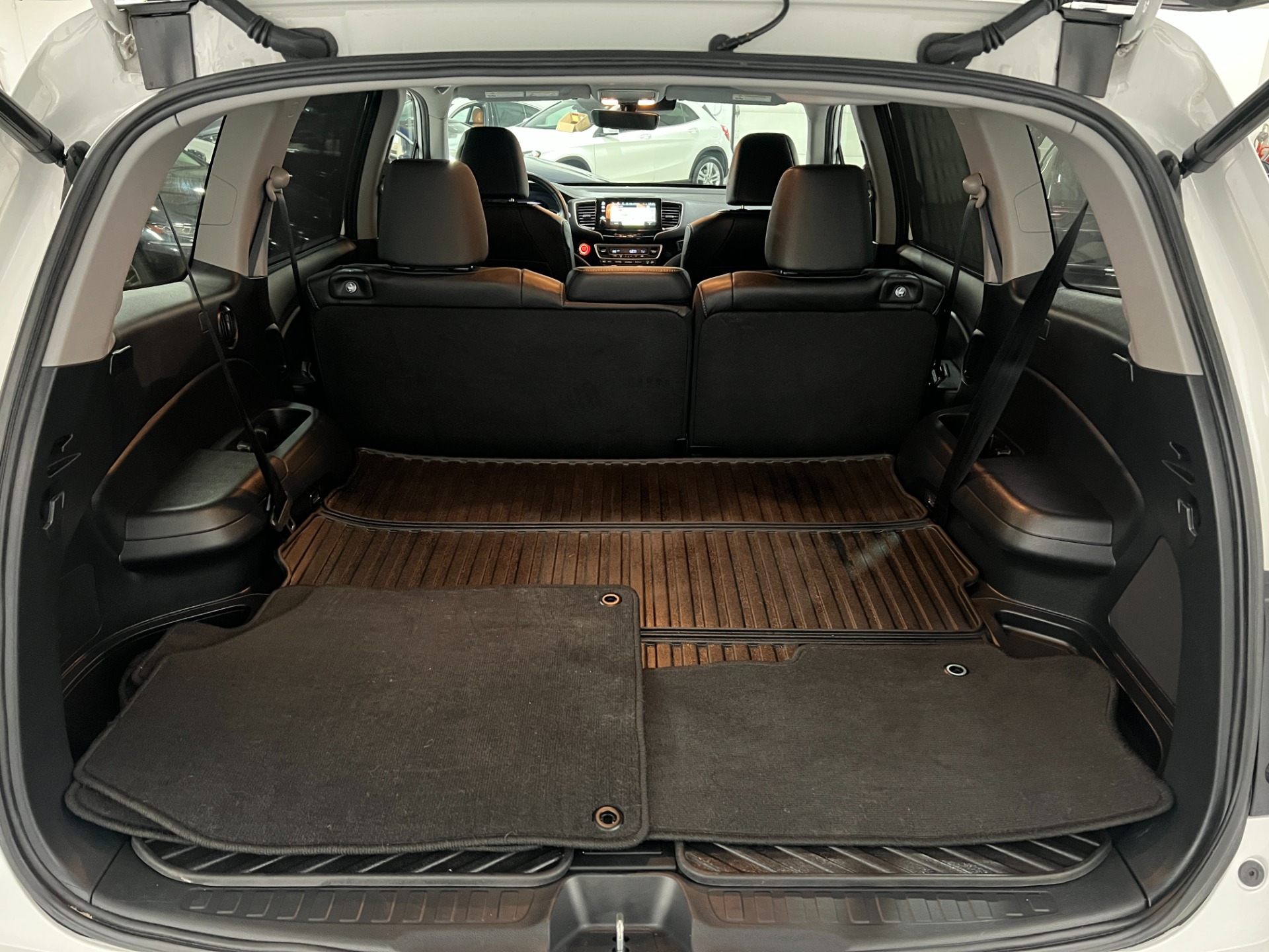 Used-2020-Honda-Pilot-Touring---8-Passenger-AWD
