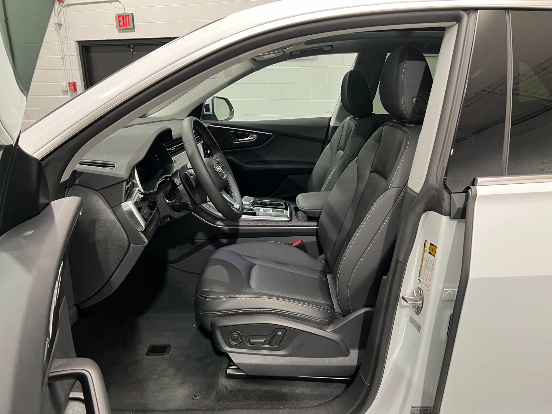 Used-2022-Audi-Q8-quattro-Premium-Plus-55-TFSI