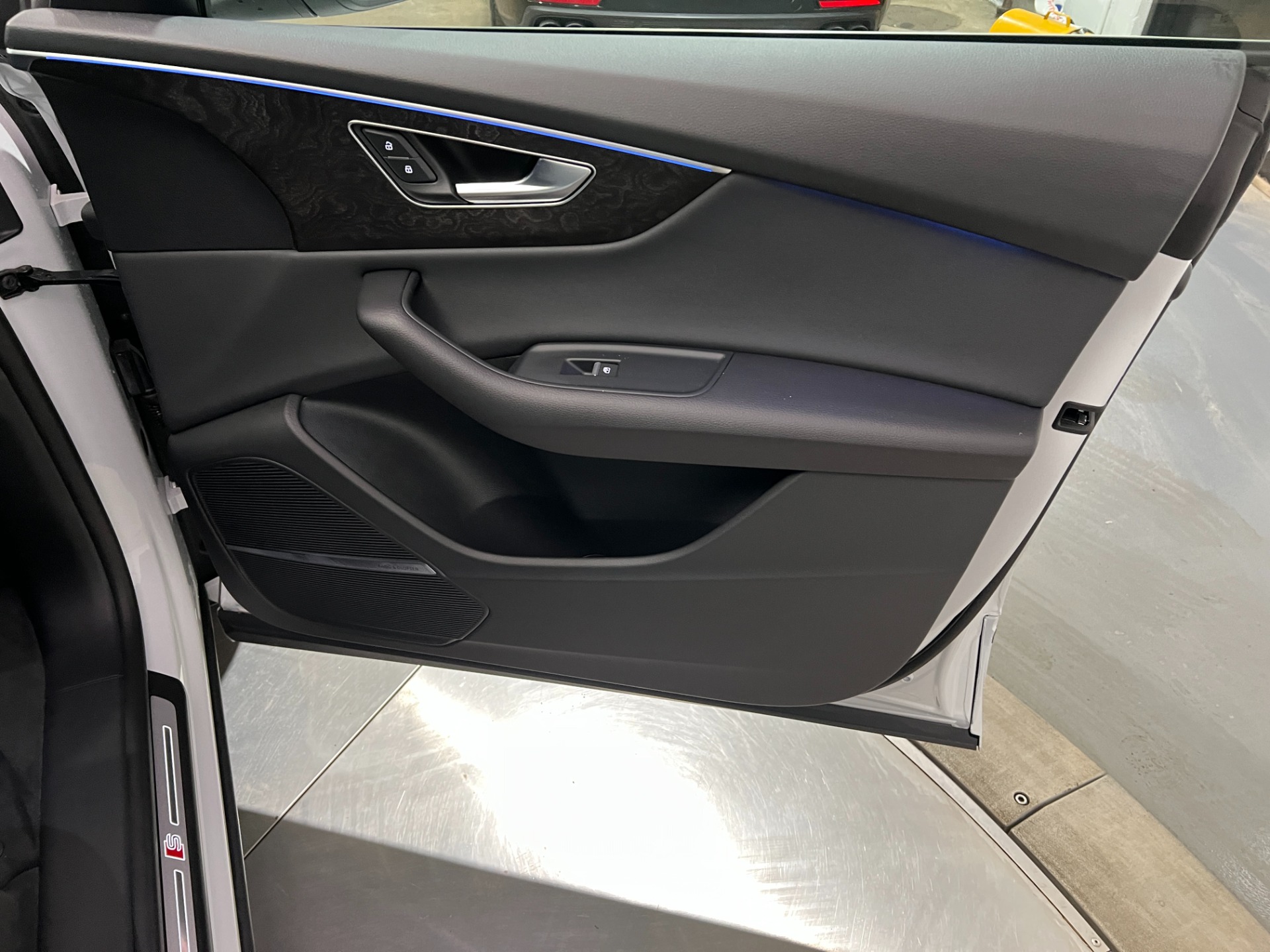 Used-2022-Audi-Q8-quattro-Premium-Plus-55-TFSI