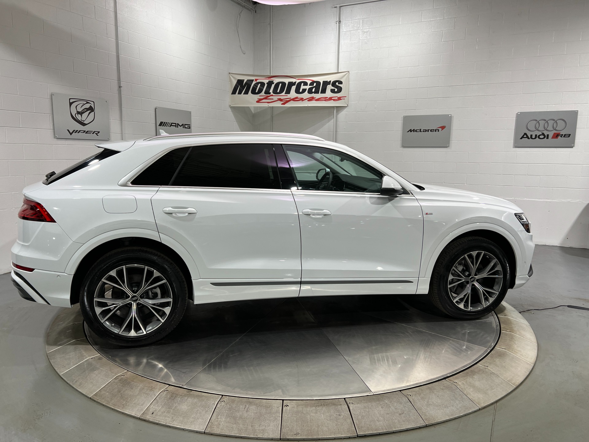Used-2022-Audi-Q8-quattro-Premium-Plus-55-TFSI
