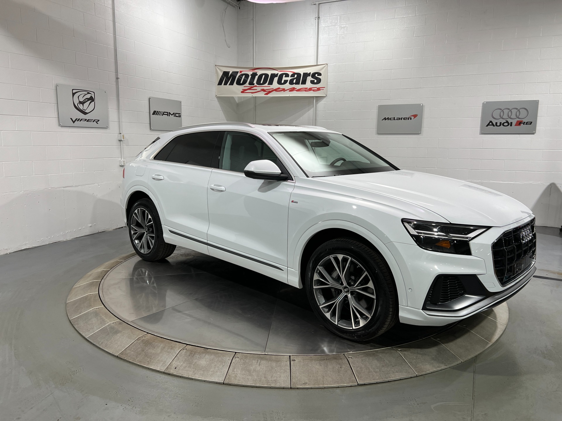 Used-2022-Audi-Q8-quattro-Premium-Plus-55-TFSI