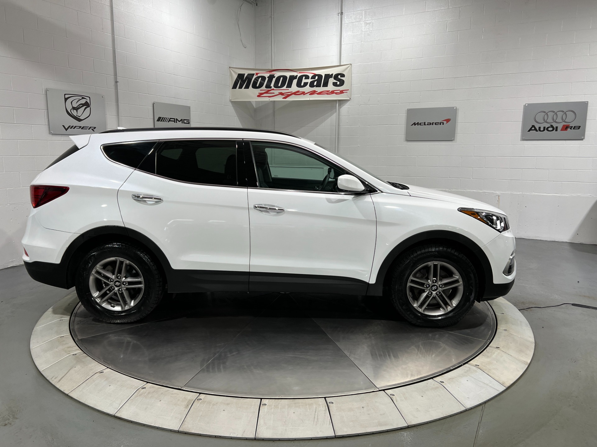 Used-2017-Hyundai-SANTA-FE-Sport-24L-AWD