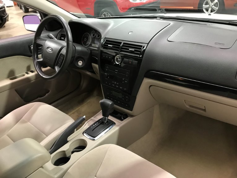 Used-2006-Ford-Fusion-V6-SEL