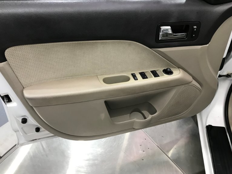Used-2006-Ford-Fusion-V6-SEL