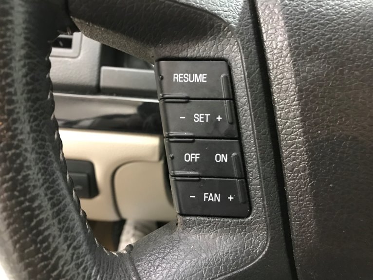 Used-2006-Ford-Fusion-V6-SEL