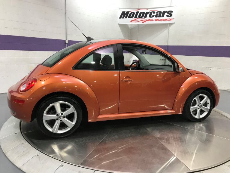 Used-2010-Volkswagen-New-Beetle-S-Red-Rock-Edition