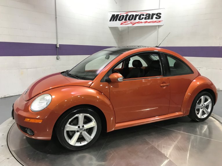 Used-2010-Volkswagen-New-Beetle-S-Red-Rock-Edition