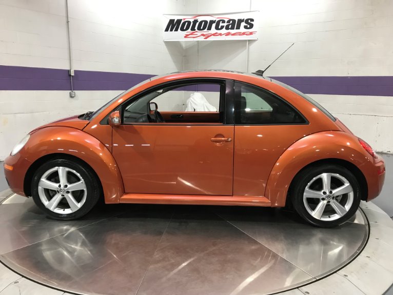 Used-2010-Volkswagen-New-Beetle-S-Red-Rock-Edition