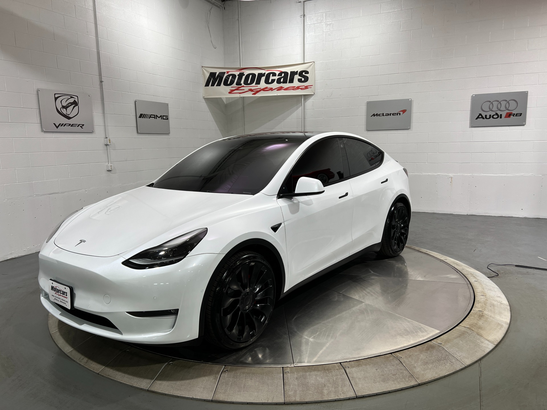 Tesla Model Y Performance AWD